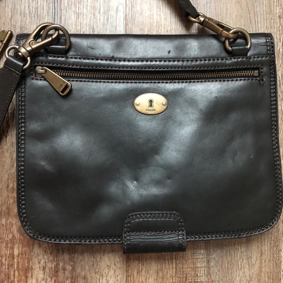 Fossil Black Leather Crossbody - Picture 4 of 6